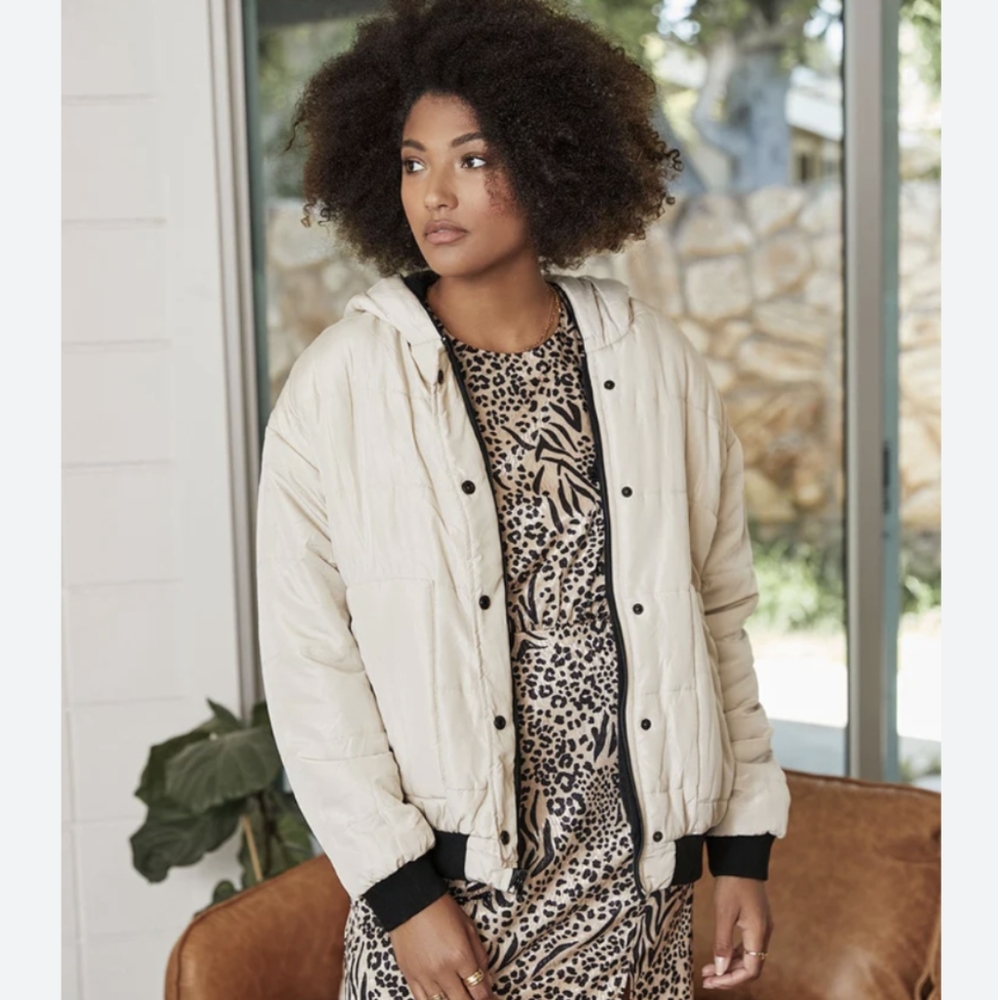 4 For 30$ 🧞‍♀️SALTWATER LUXE Celeste Reversible Jacket